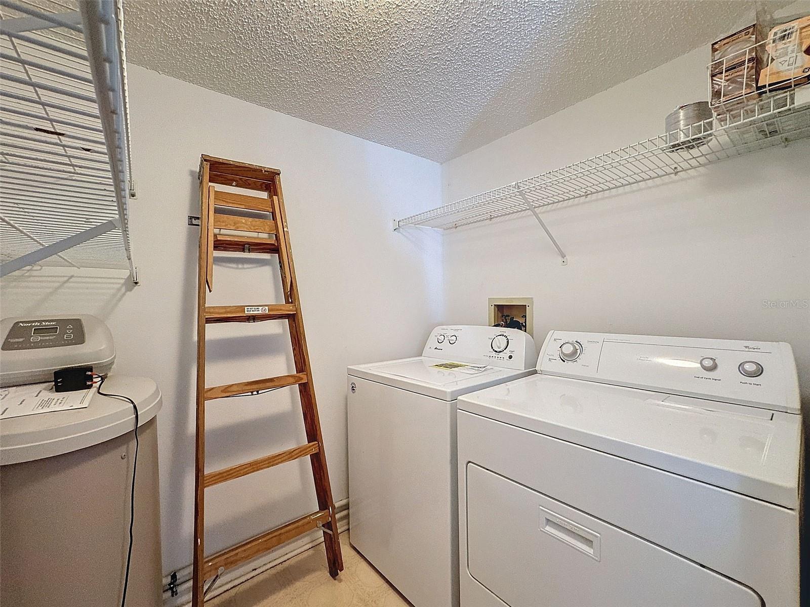 PINE RIDGE AT SUGAR CREEK - Residential