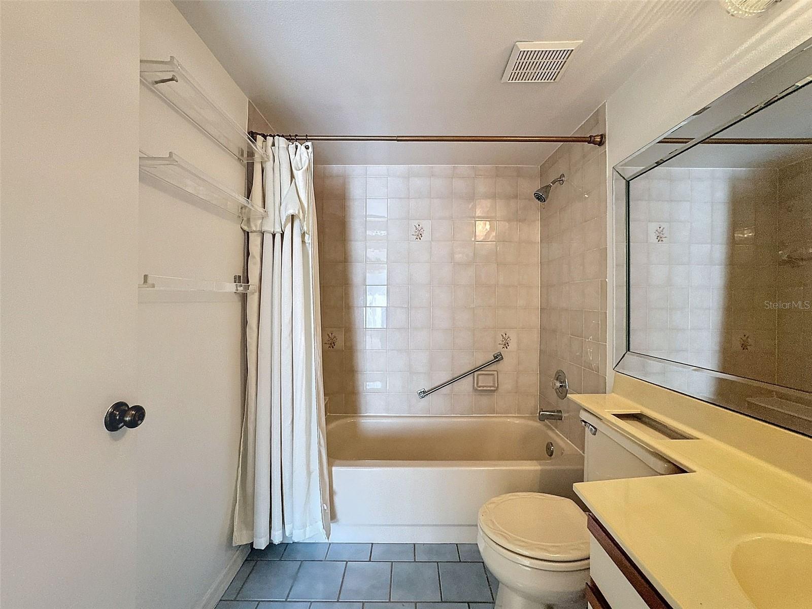 PINE RIDGE AT SUGAR CREEK - Residential