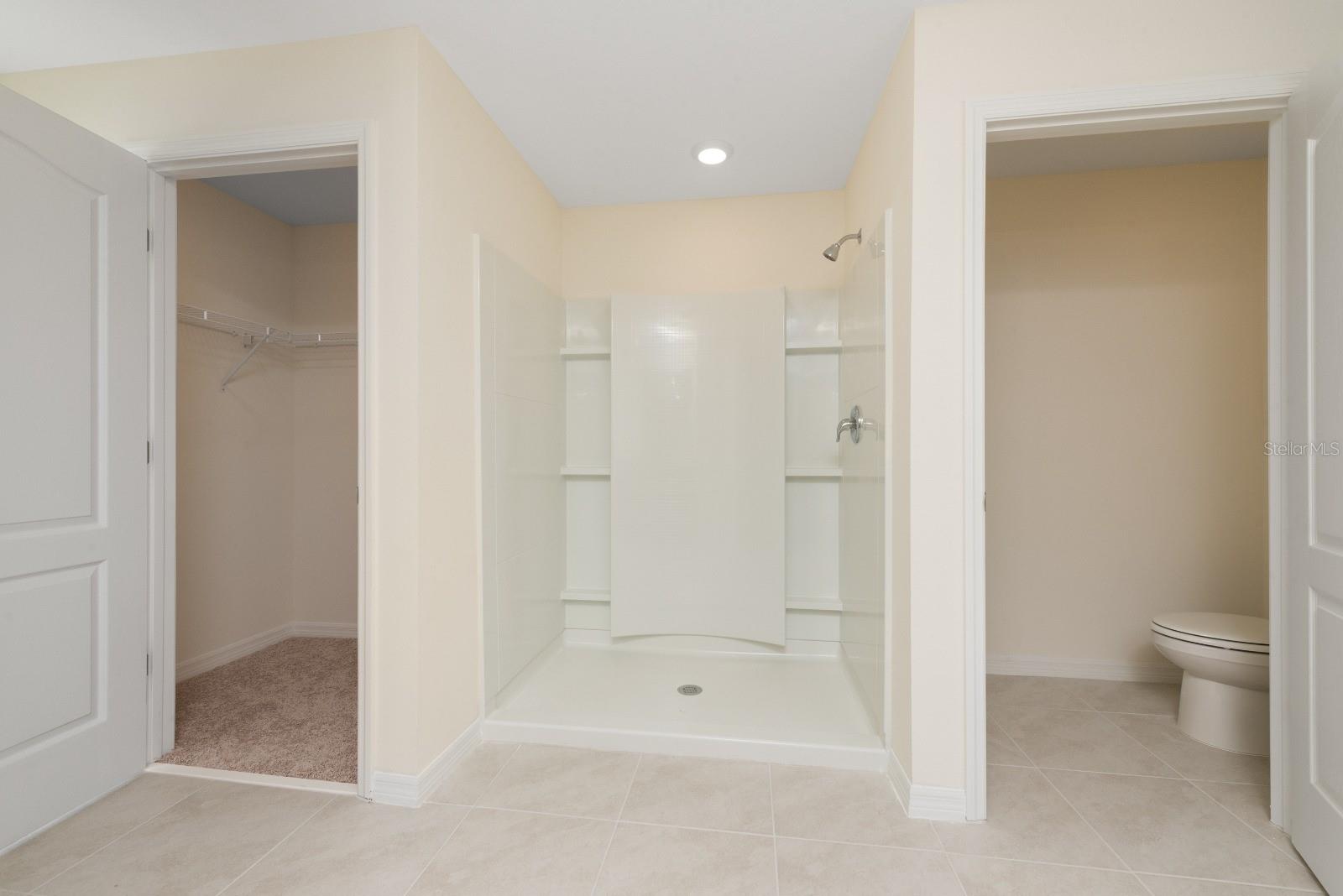 HAMMOCK RESERVE PH 1 - Residential Lease