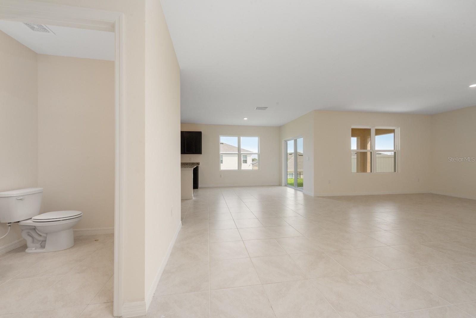 HAMMOCK RESERVE PH 1 - Residential Lease