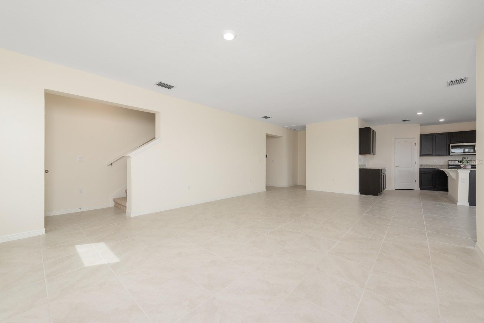 HAMMOCK RESERVE PH 1 - Residential Lease