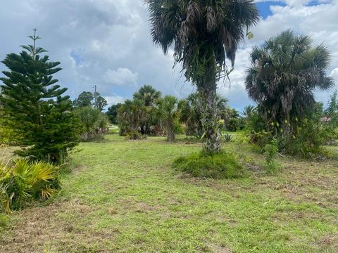 A home in NORTH PORT