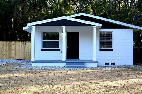 Photo of 1017 SE 9 Avenue, Gainesville, FL 32601 (MLS # GC537624)