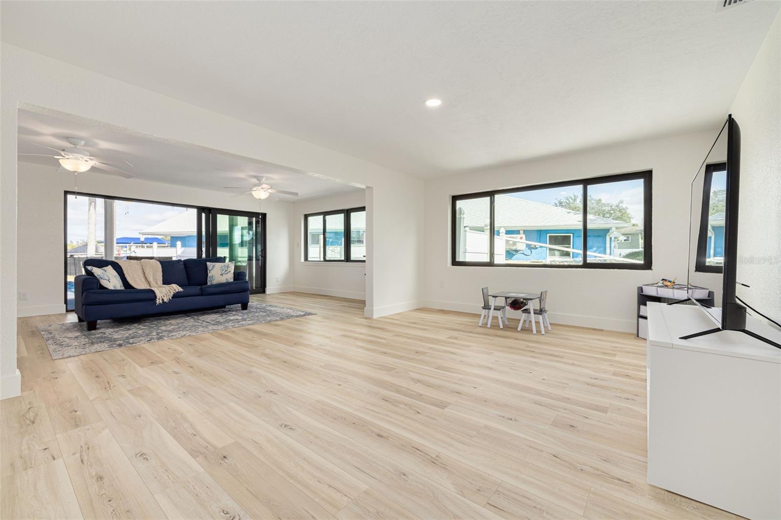 SUNSET POINT ADD - Residential