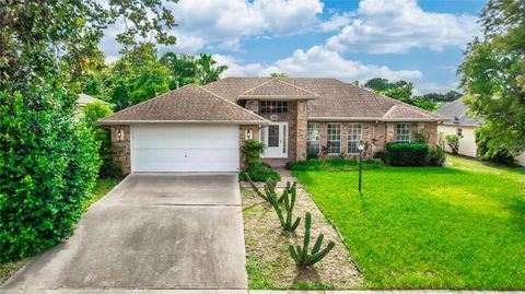 A home in DEBARY