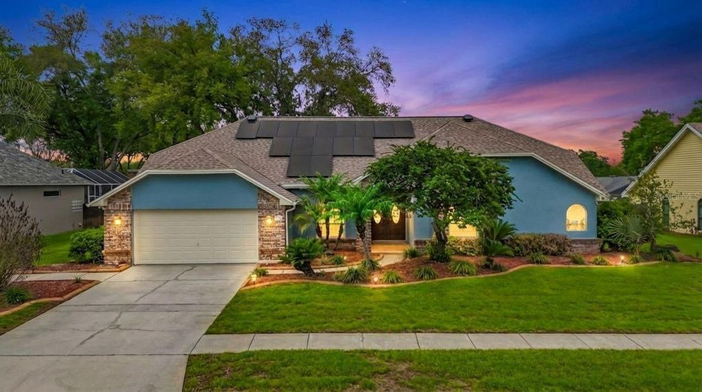 Photo of 2414 Buckhorn Run Drive, Valrico, FL 33596 (MLS # TB8491963)