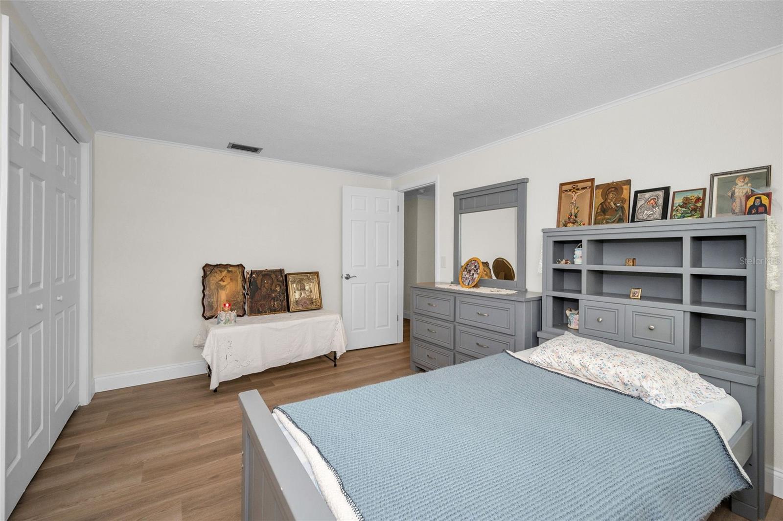 SUNSET HILLS REP - Residential