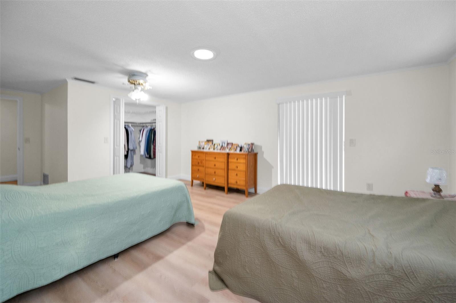 SUNSET HILLS REP - Residential