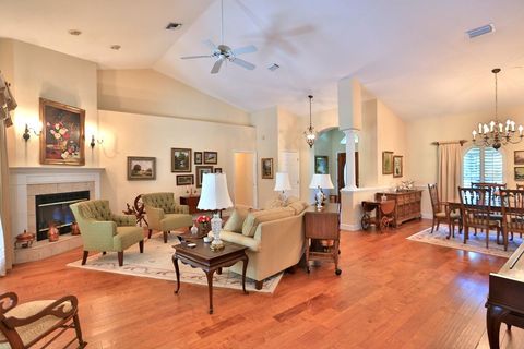 Tiny photo for 7939 SE 12th Circle, Ocala, FL 34480 (MLS # OM700824)