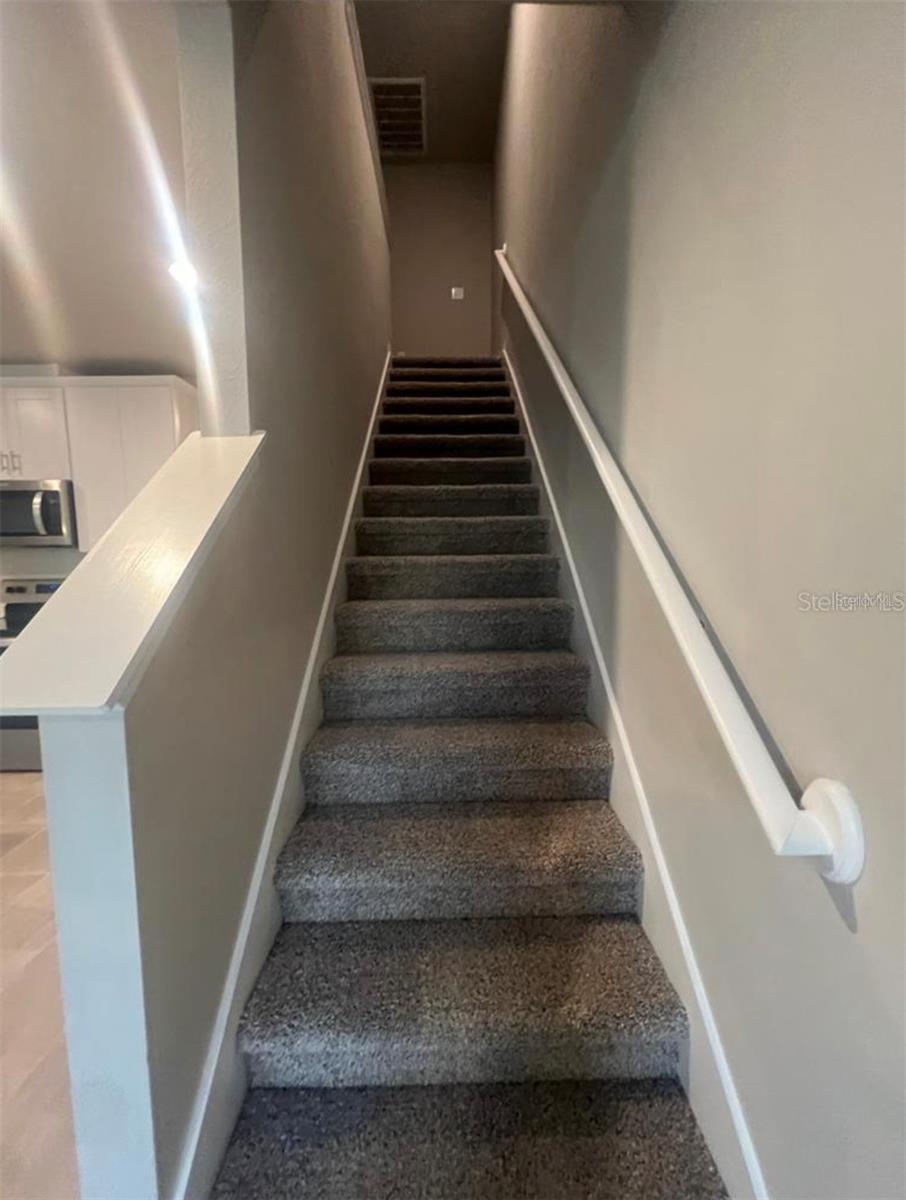 UNION SQUARE - Residential Lease