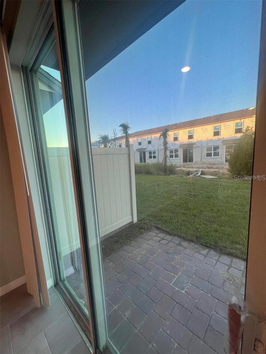 UNION SQUARE - Residential Lease