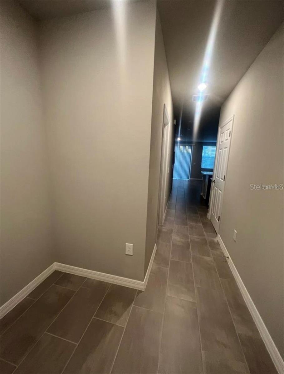 UNION SQUARE - Residential Lease