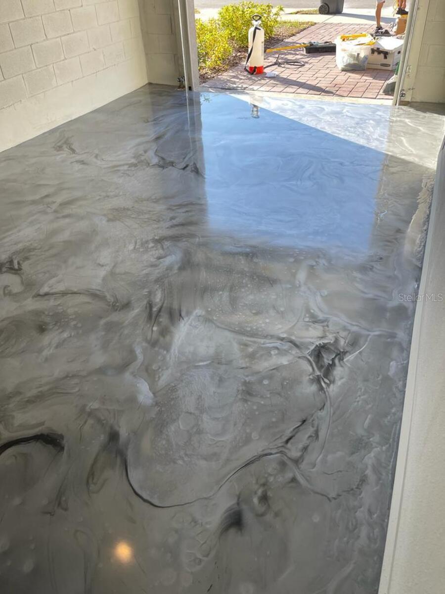 UNION SQUARE - Residential Lease