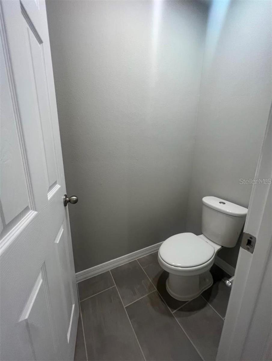 UNION SQUARE - Residential Lease