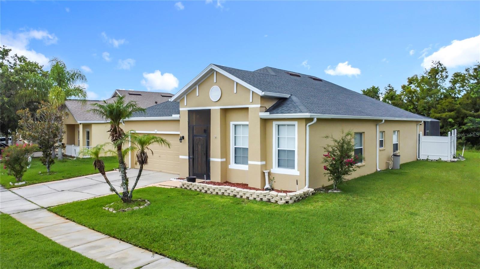 799 HACIENDA CIRCLE