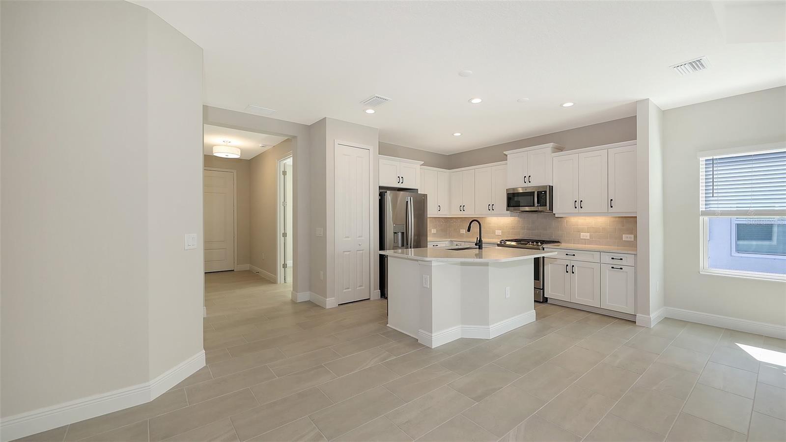 WYSTERIA WELLEN PARK VILLAGE F-4 - Residential