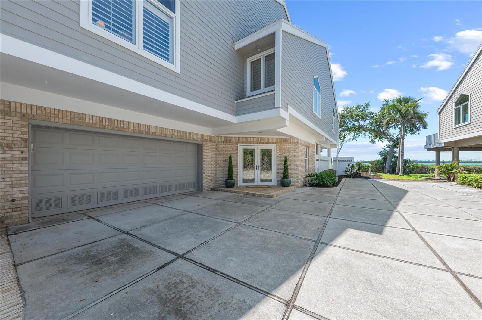 TIDY ISLAND PH II - Residential