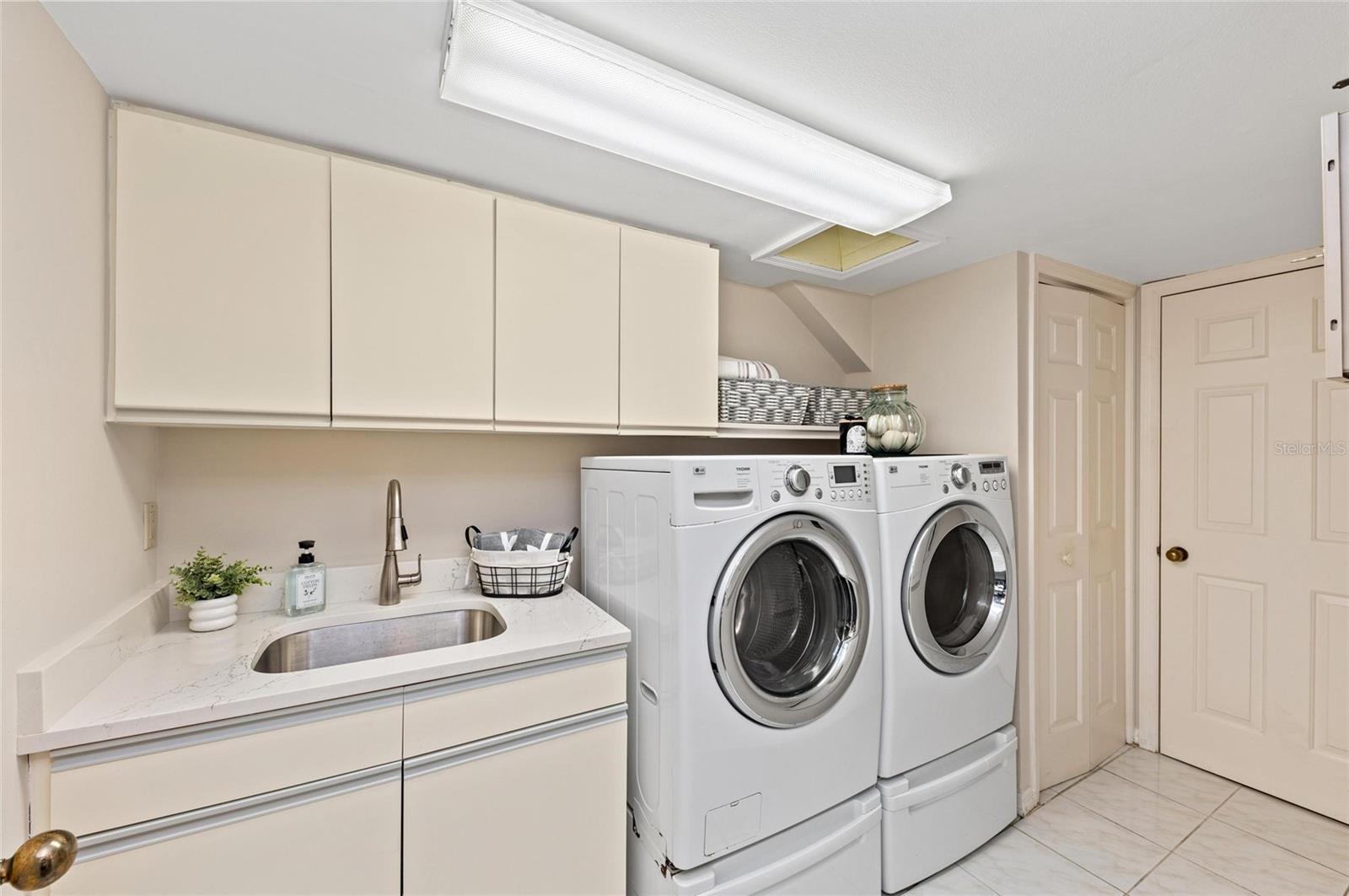 TIDY ISLAND PH II - Residential