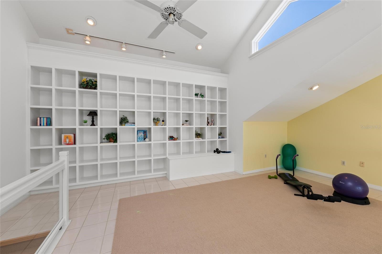 TIDY ISLAND PH II - Residential