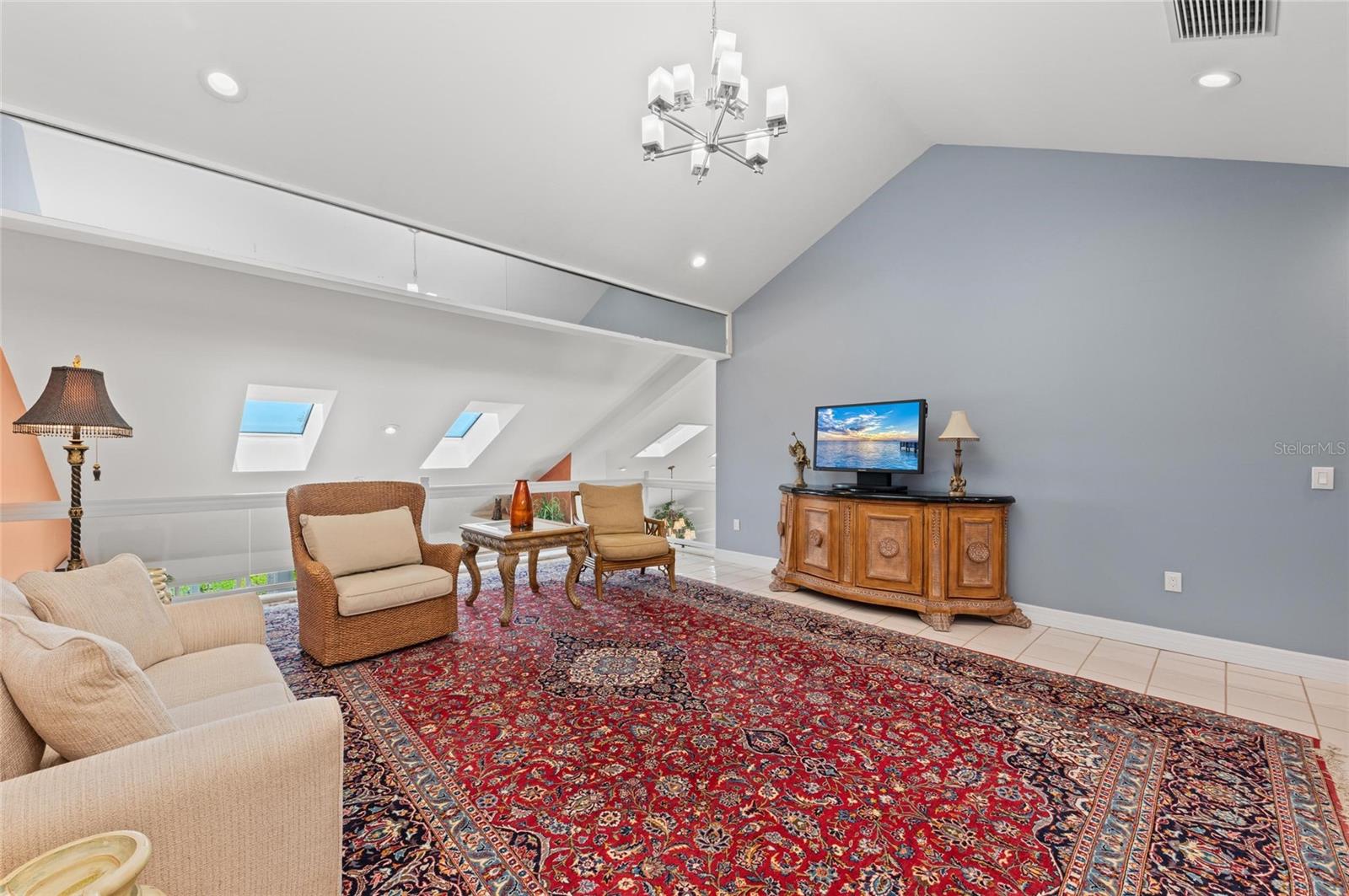 TIDY ISLAND PH II - Residential