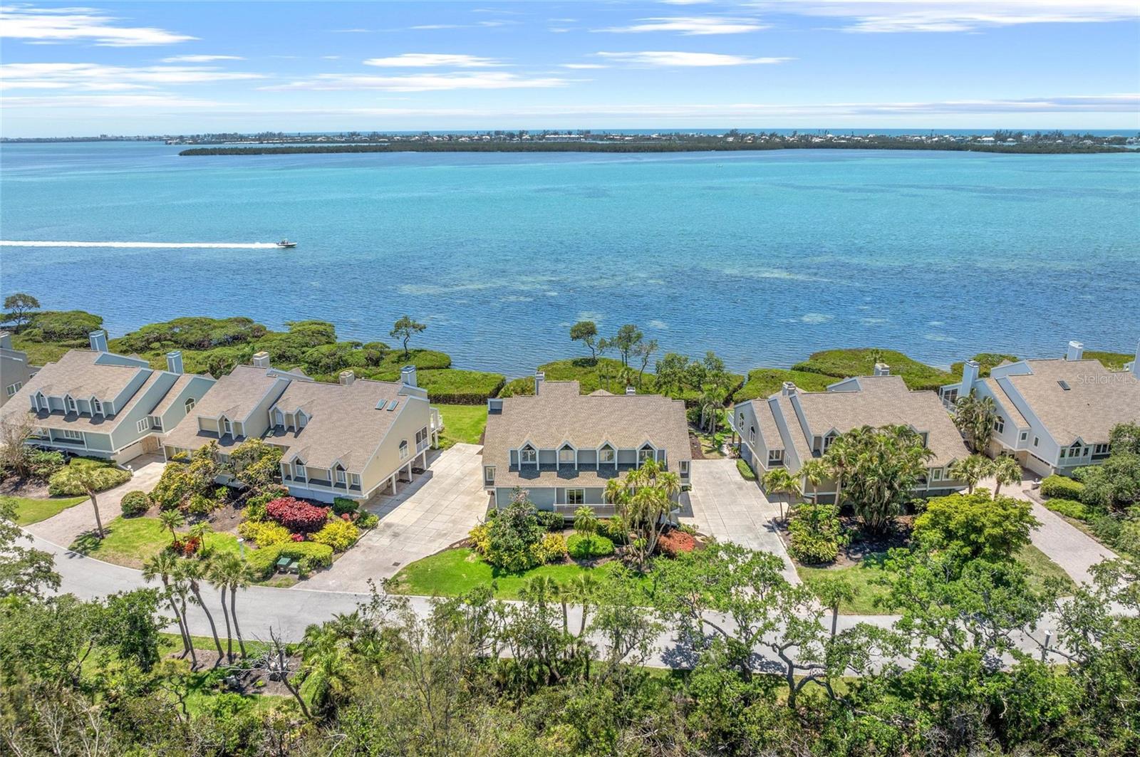 TIDY ISLAND PH II - Residential