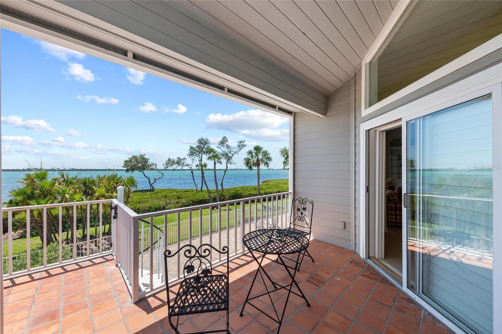 TIDY ISLAND PH II - Residential