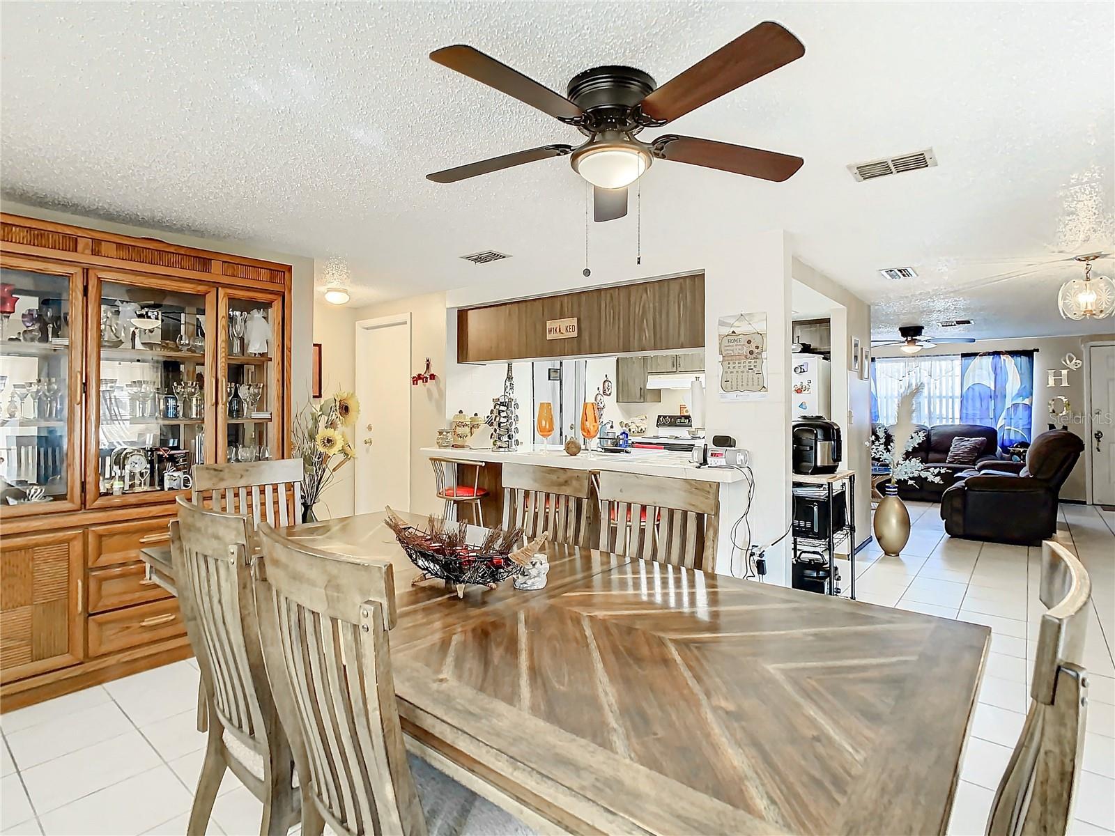 LA VILLA GARDENS - Residential