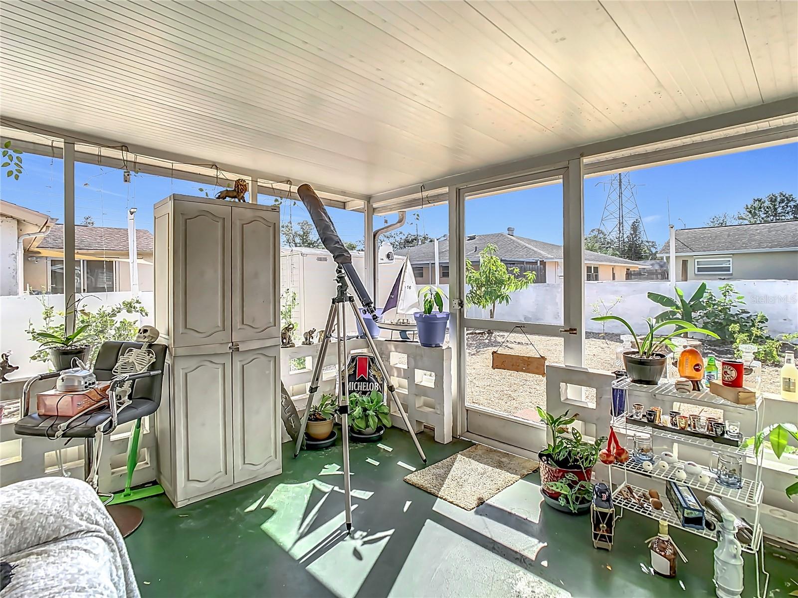 LA VILLA GARDENS - Residential