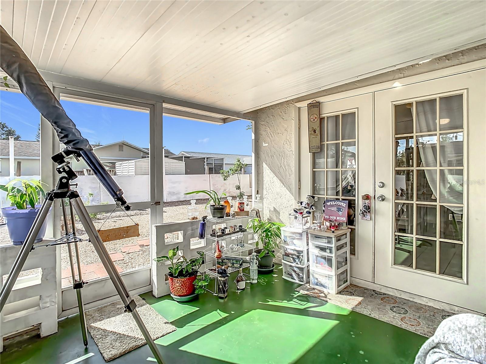 LA VILLA GARDENS - Residential