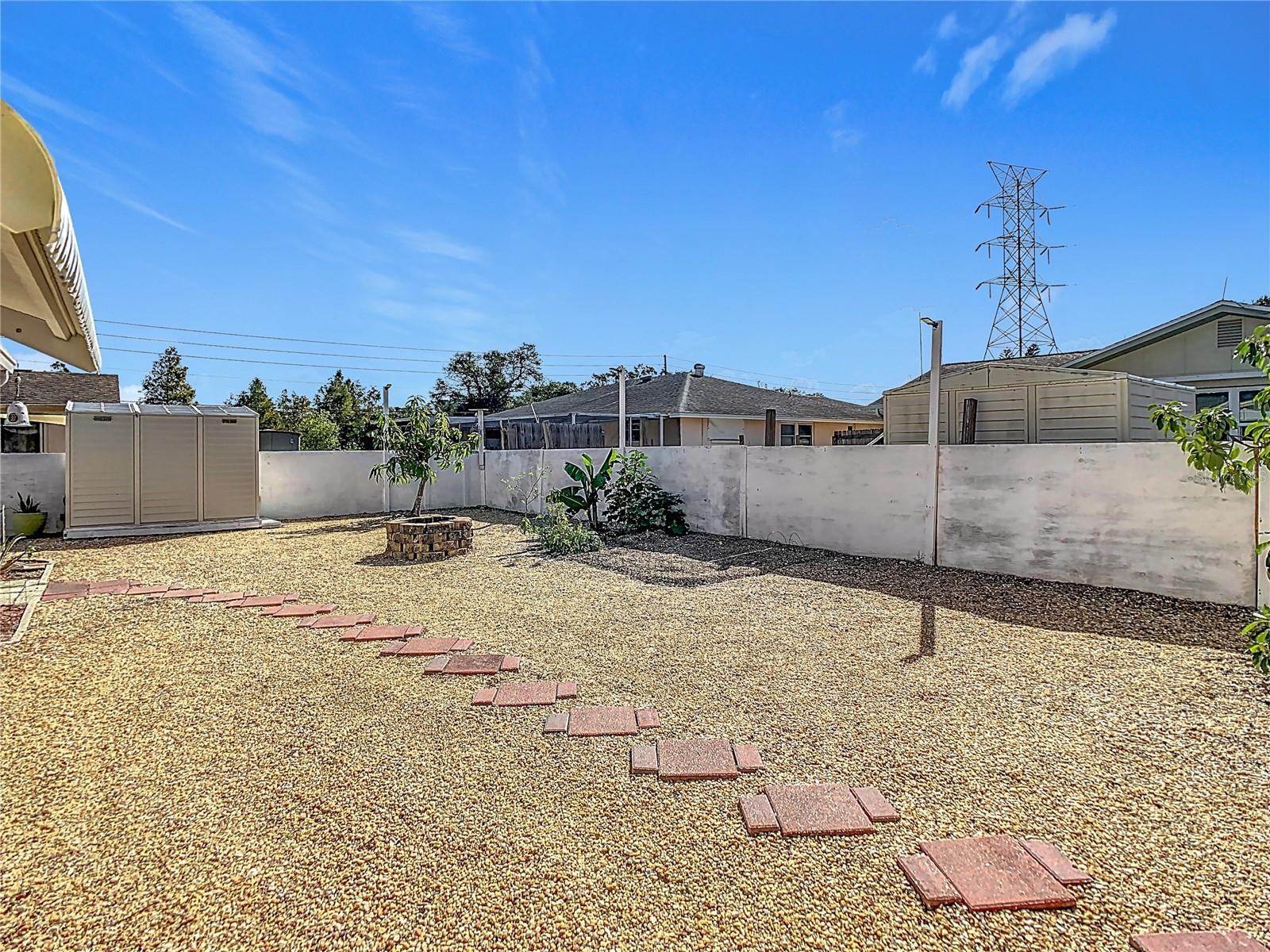 LA VILLA GARDENS - Residential