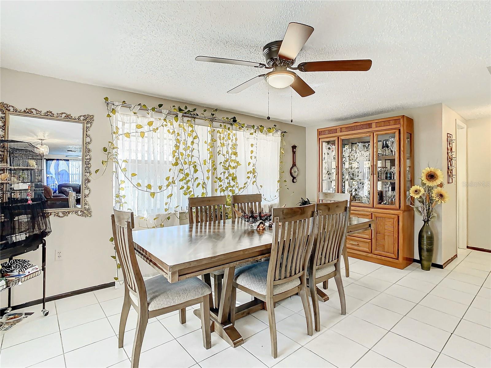 LA VILLA GARDENS - Residential