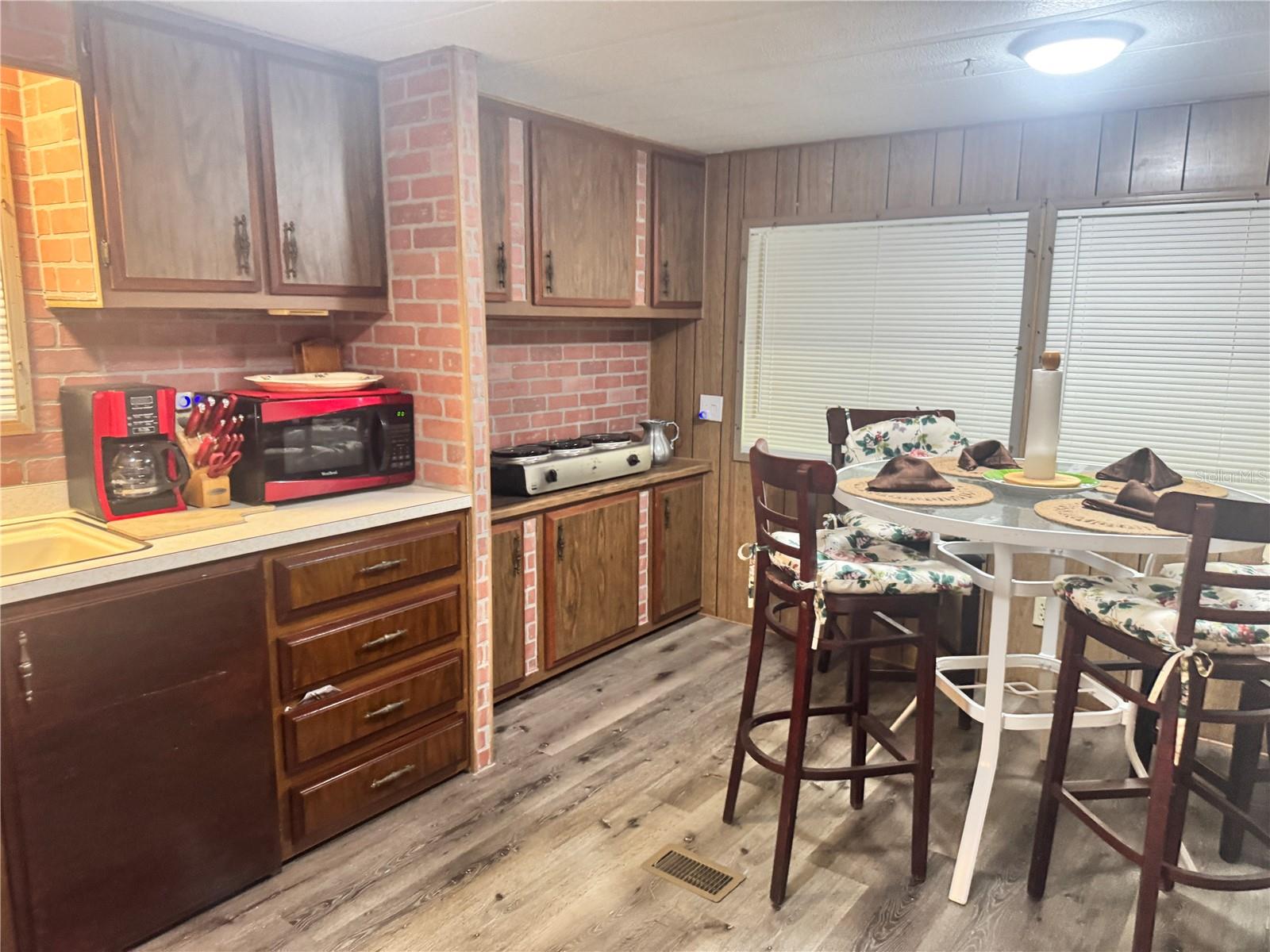 SECOND SPRING LAKE ADD - Residential