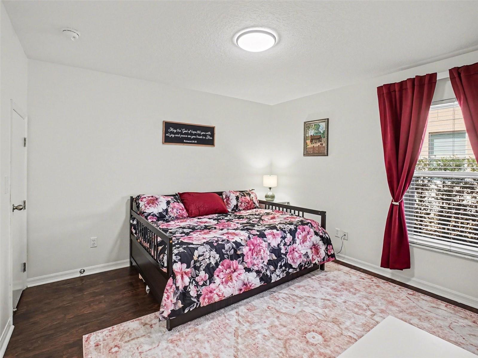 LAKE HEINIGER ESTATES - Residential