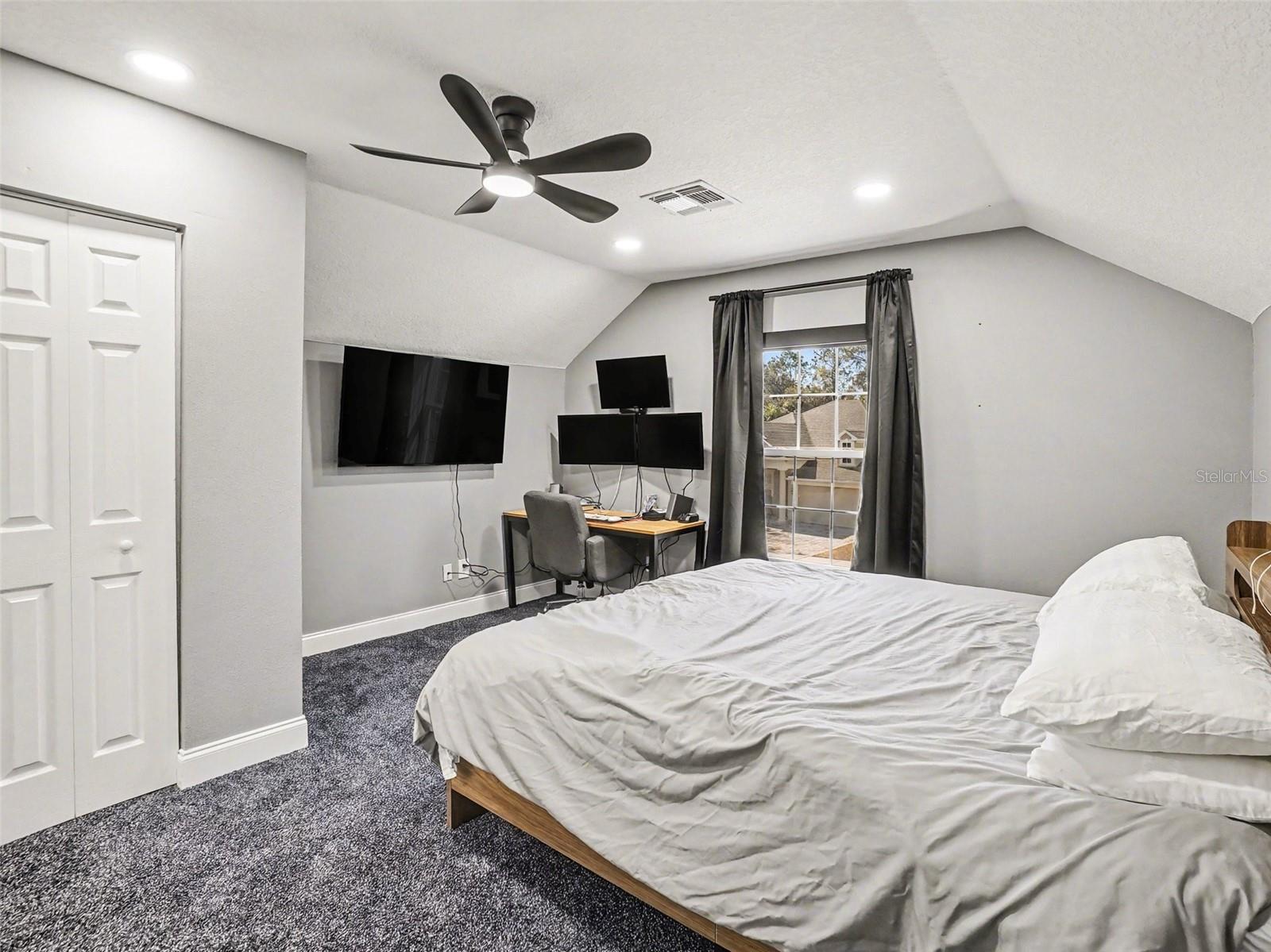 LAKE HEINIGER ESTATES - Residential