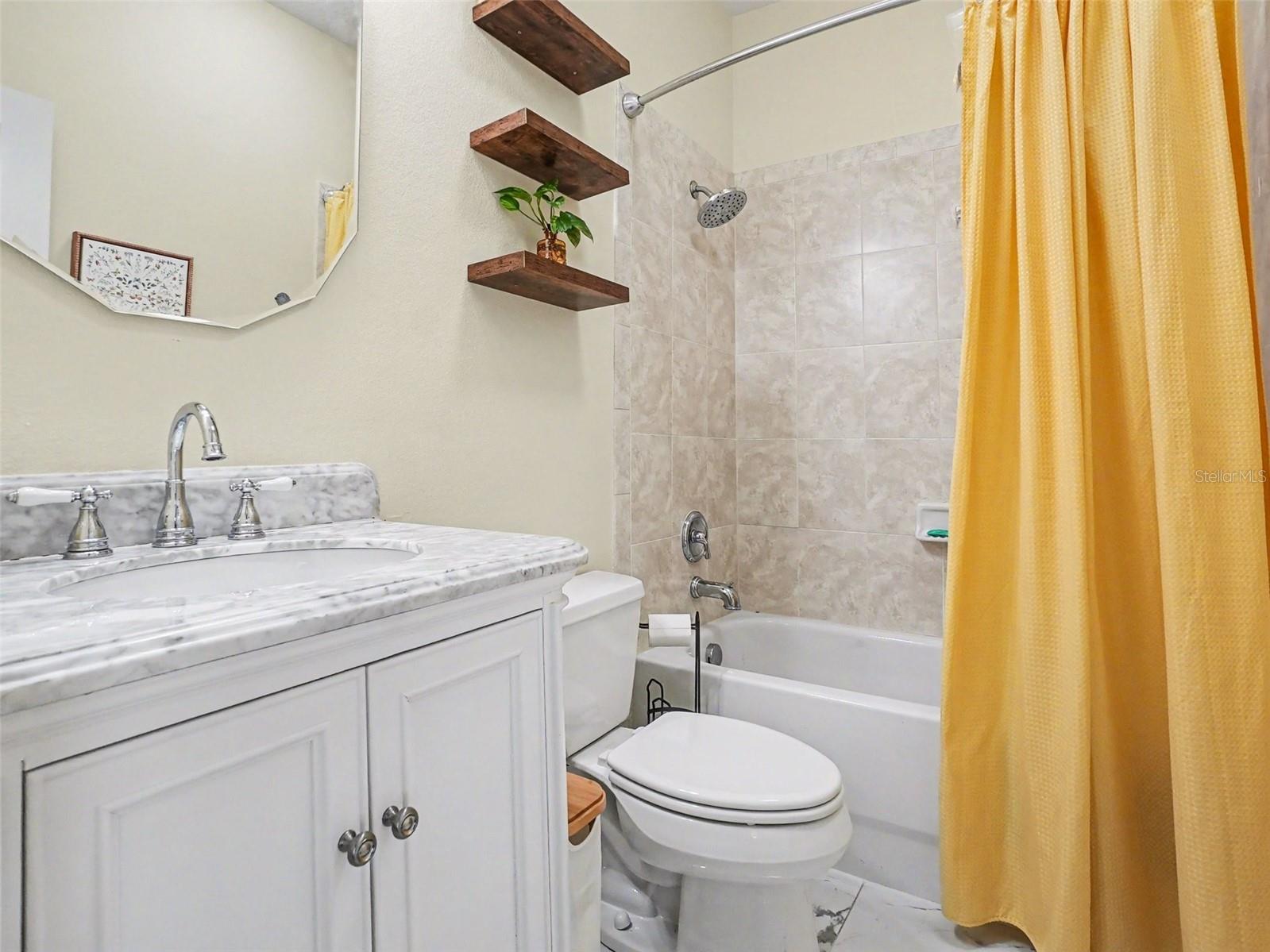 LAKE HEINIGER ESTATES - Residential