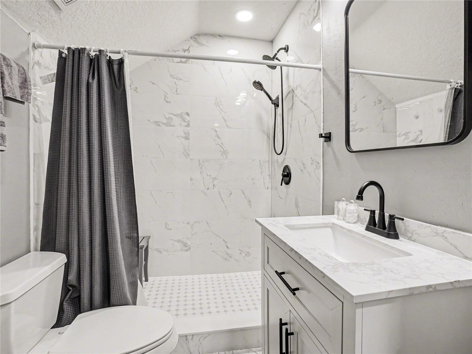 LAKE HEINIGER ESTATES - Residential