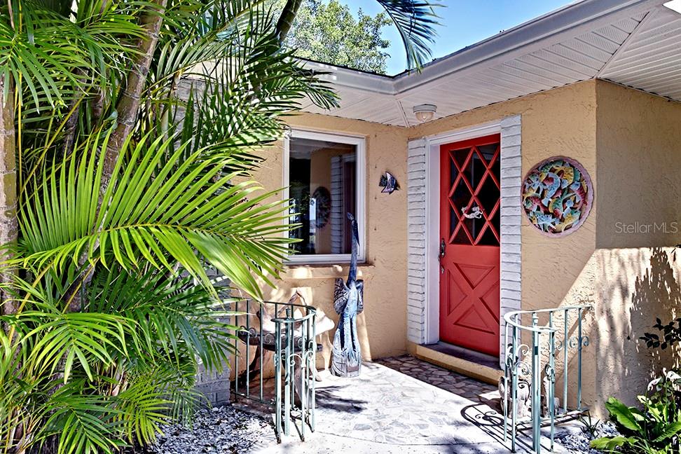 2212 6TH STREET W