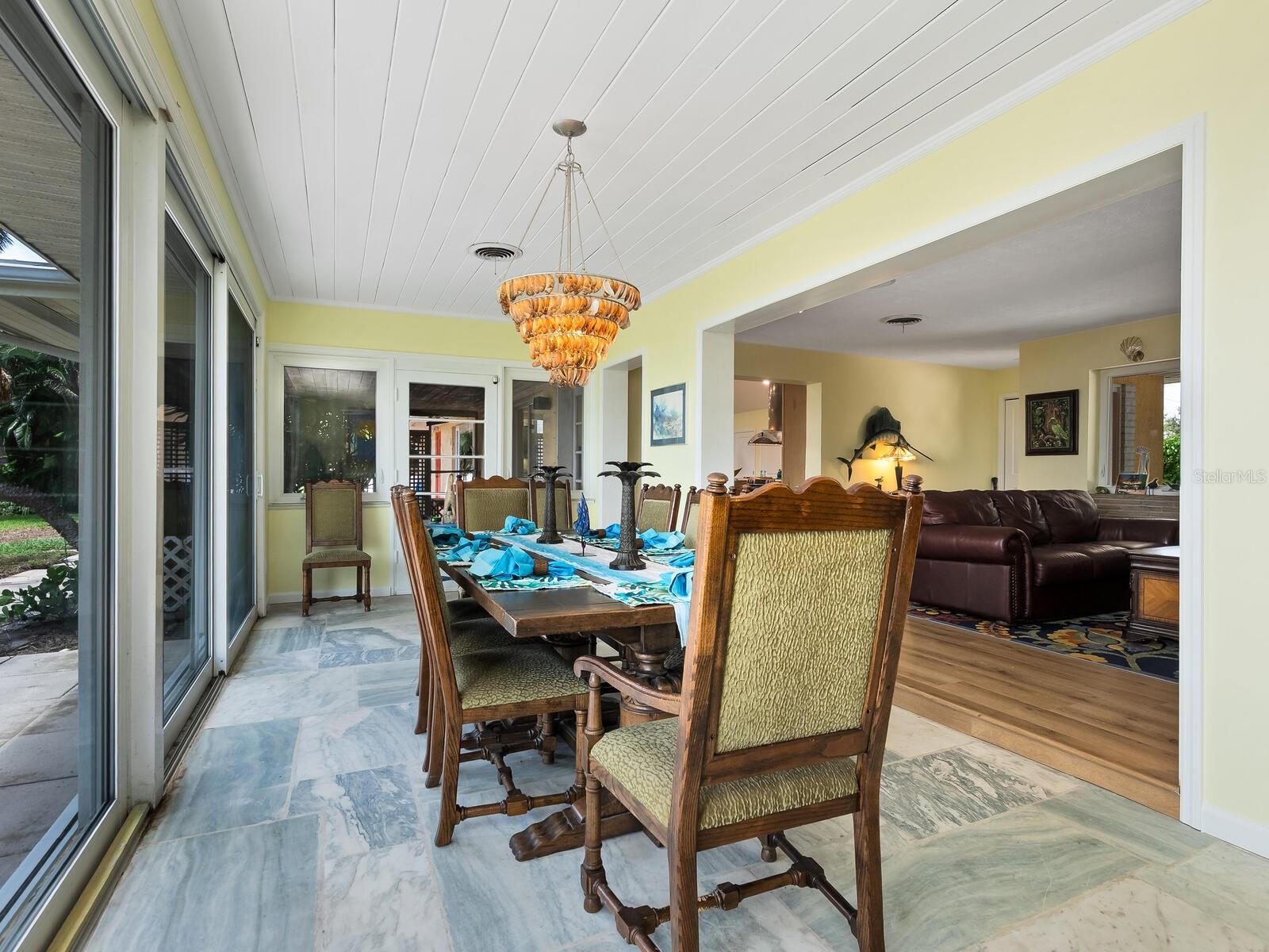 RICHARDS ADD TO PALMETTO CONTINUED - Residential
