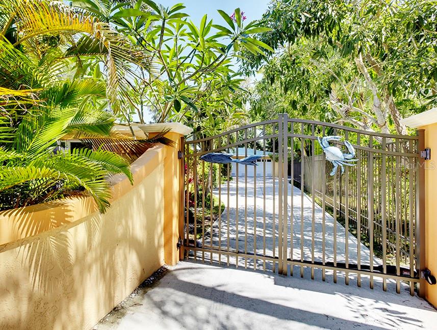 2212 6TH STREET W