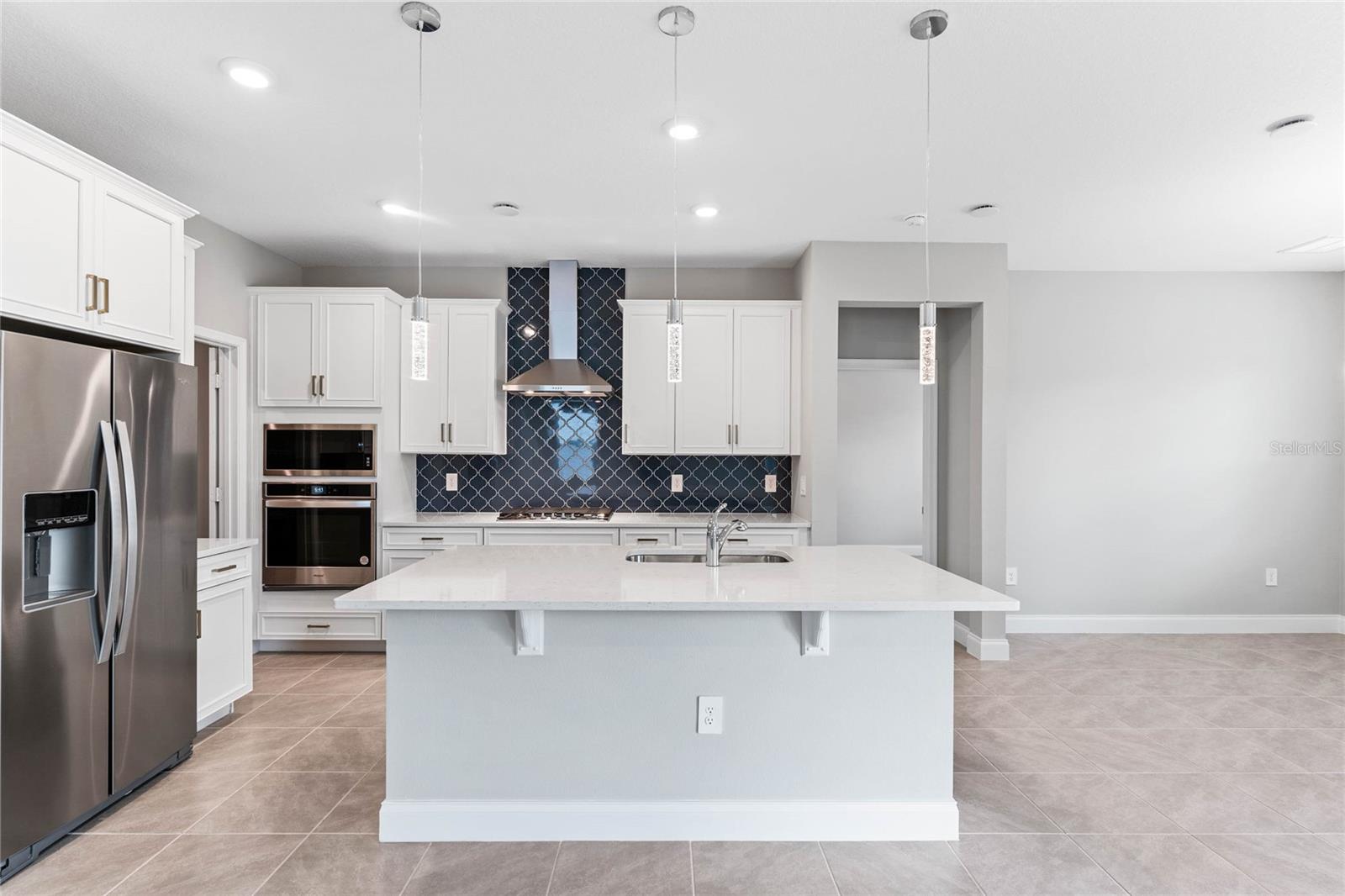 PARK VIEW/THE HILLS PH 2 - Residential Lease