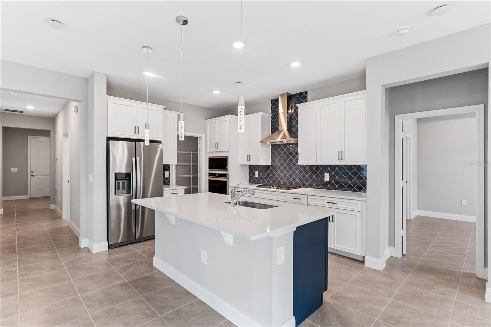 PARK VIEW/THE HILLS PH 2 - Residential Lease