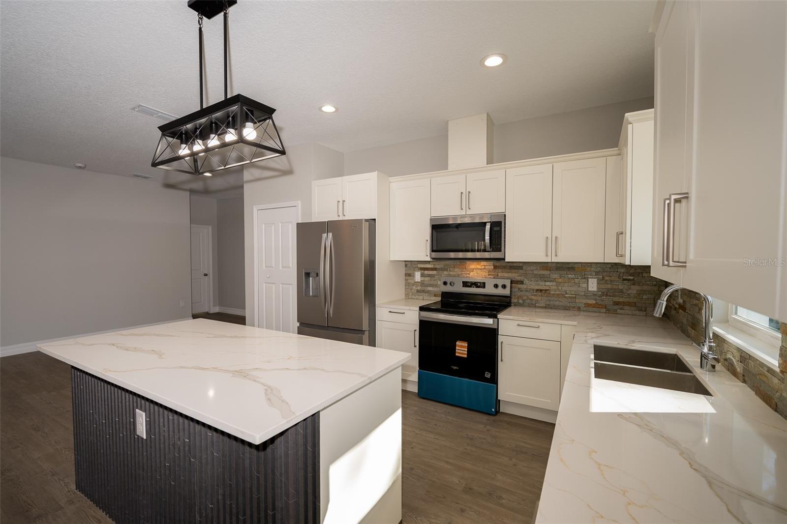 DAYTONA PARK EST SEC C - Residential