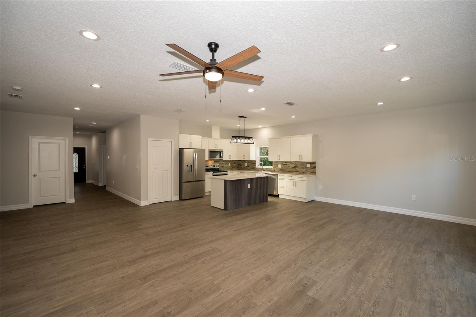 DAYTONA PARK EST SEC C - Residential