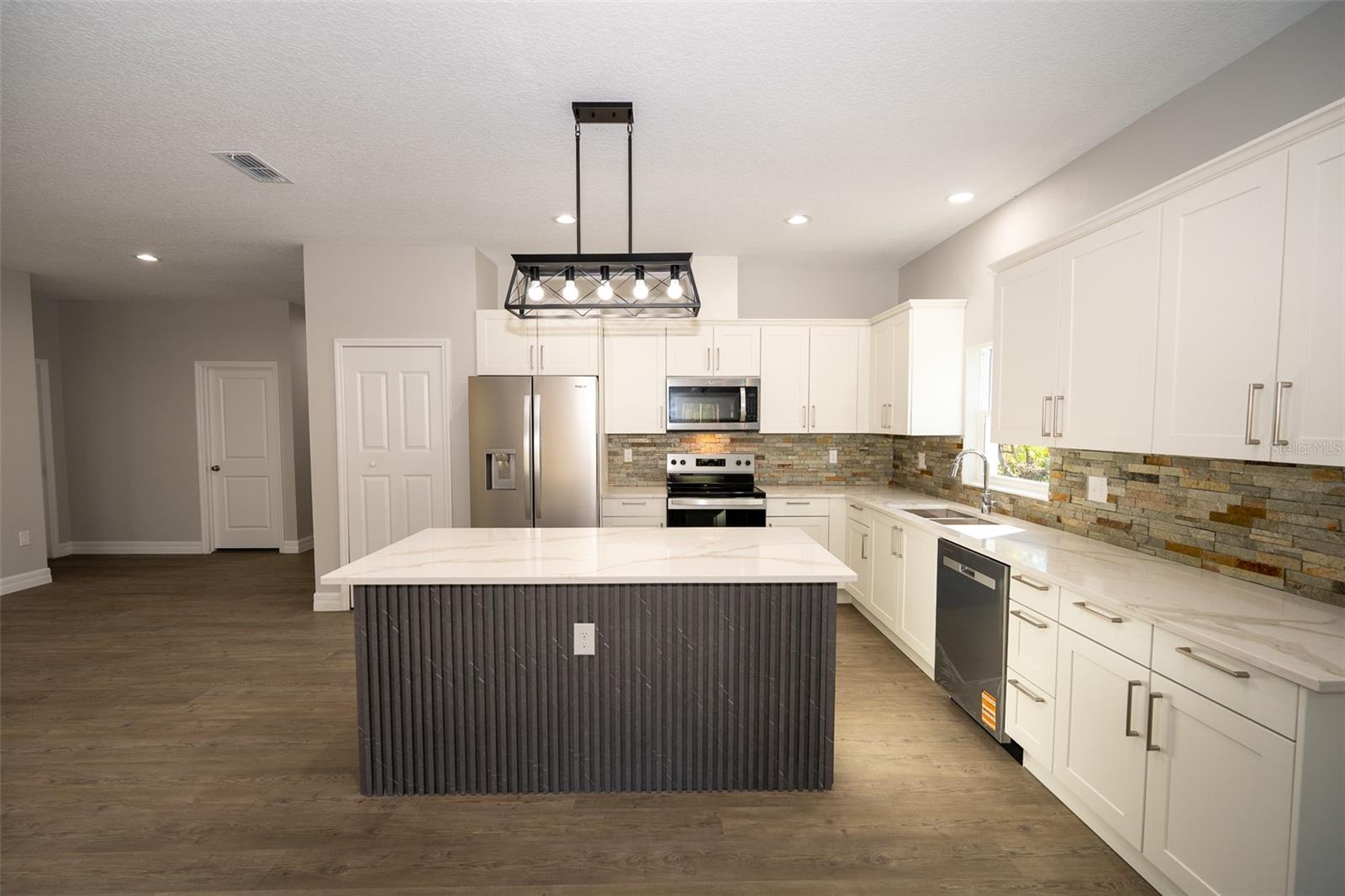 DAYTONA PARK EST SEC C - Residential