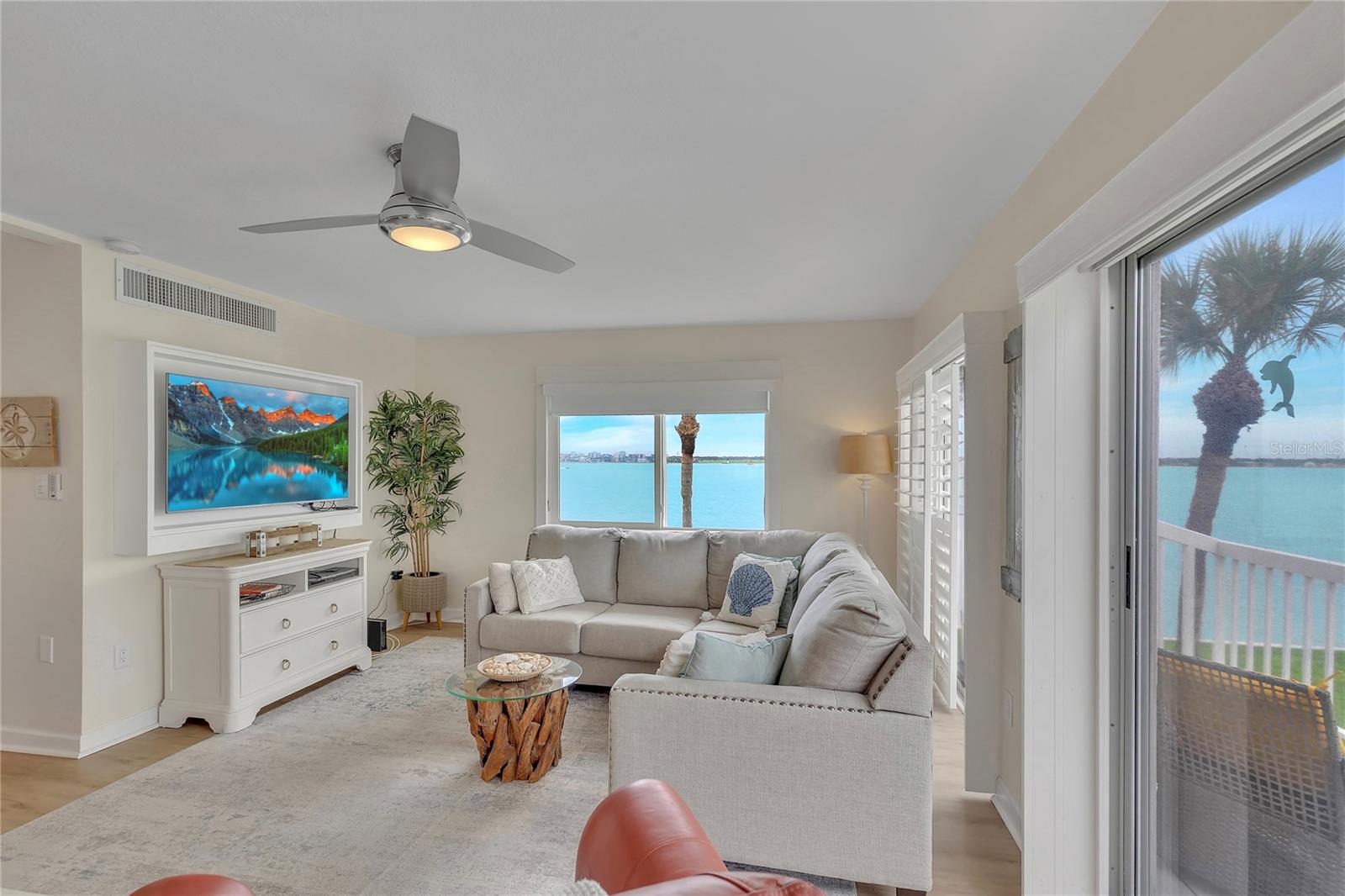 SAND KEY CONDO-BAYSIDE GARDENS I - Residential Lease