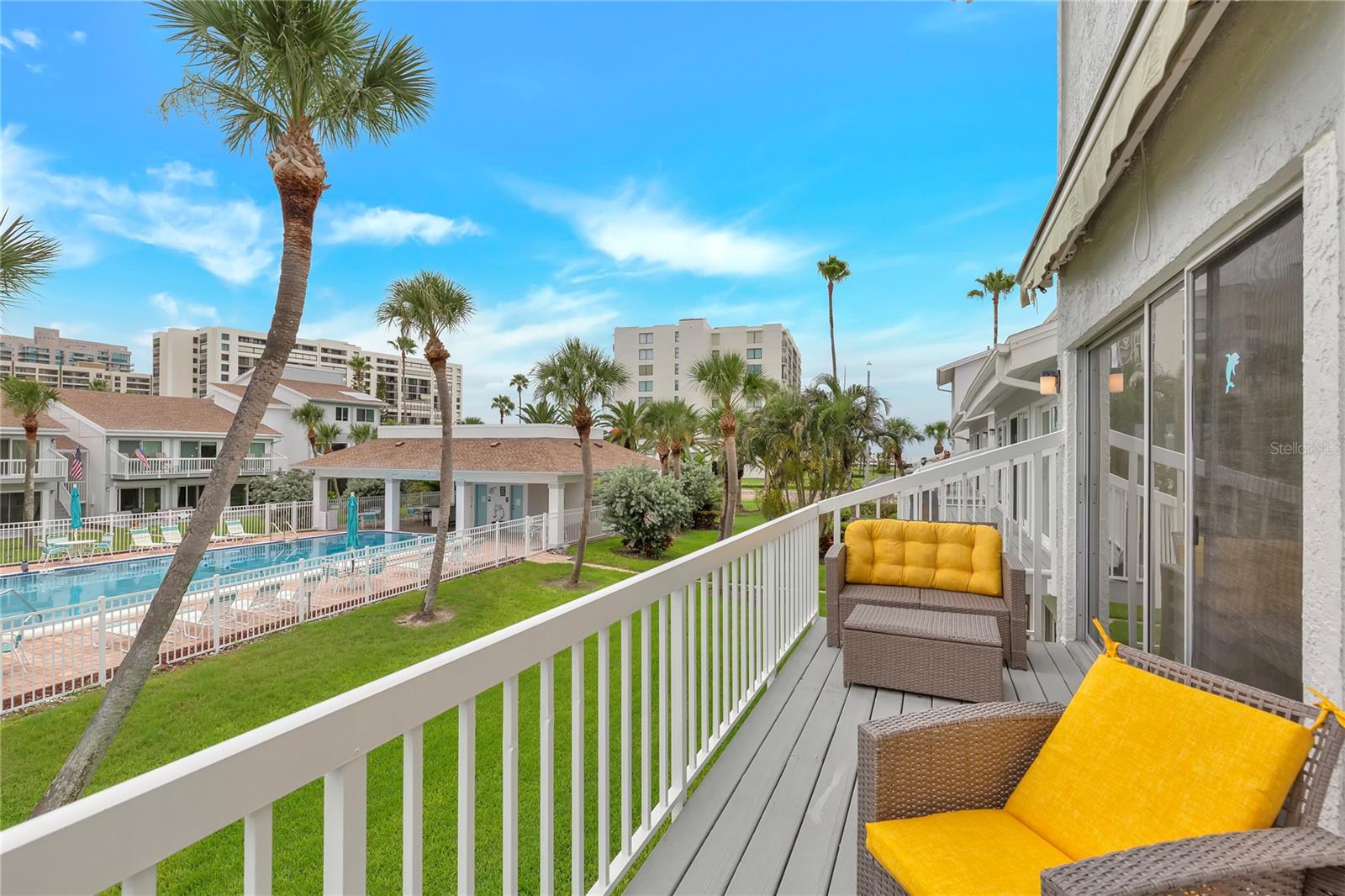 SAND KEY CONDO-BAYSIDE GARDENS I - Residential Lease