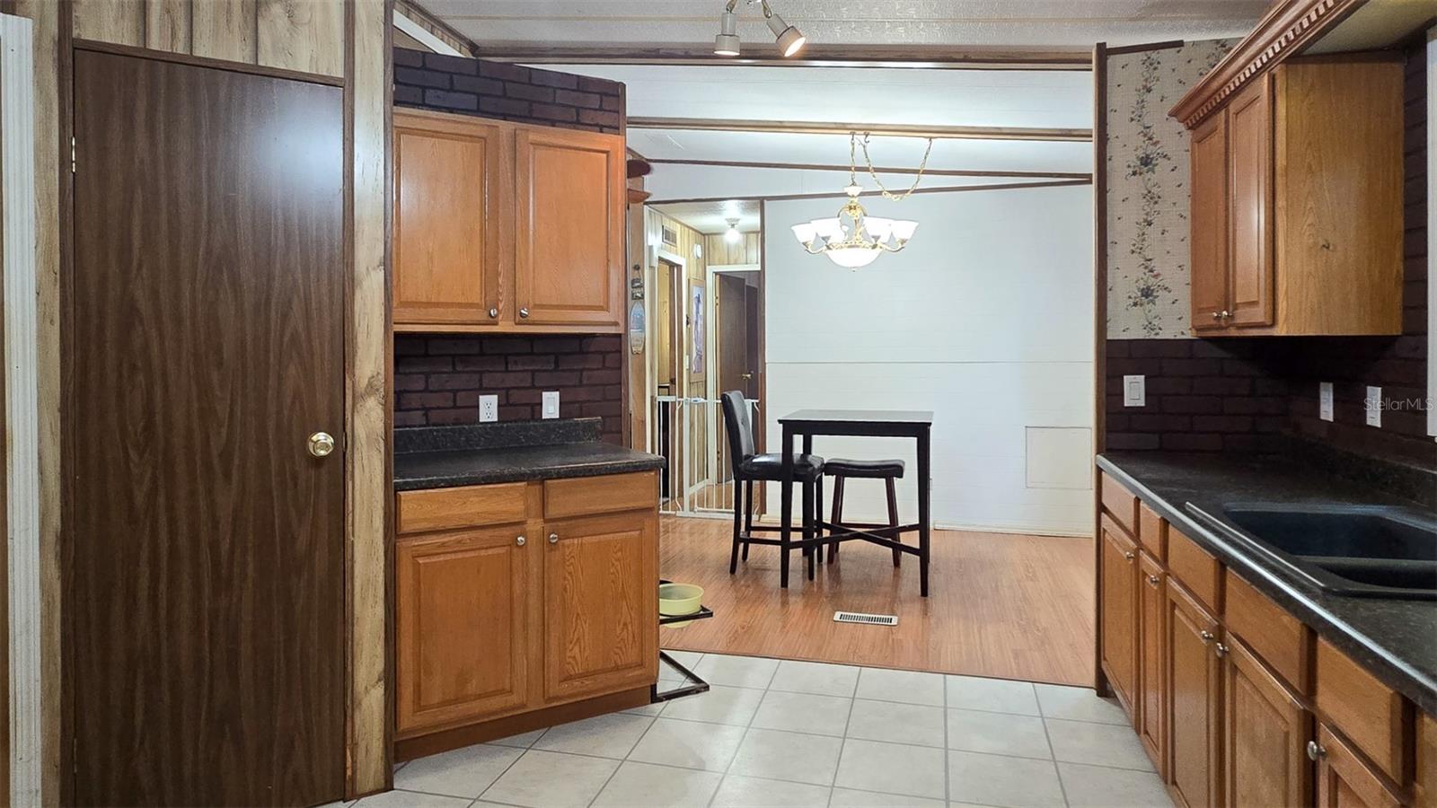 HARDEEVILLE REP - Residential