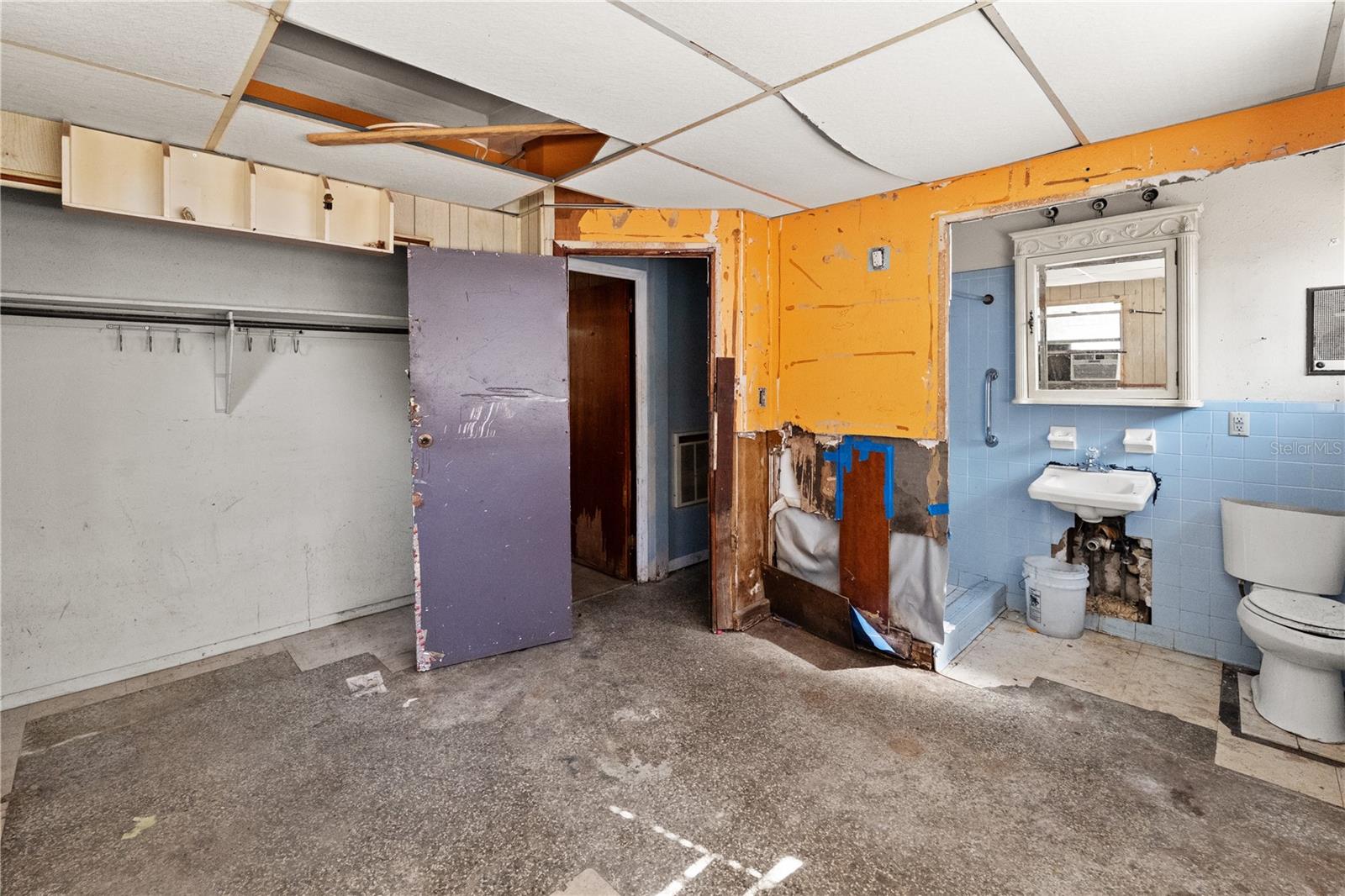 CLAIR MEL CITY UNIT 6 - Residential