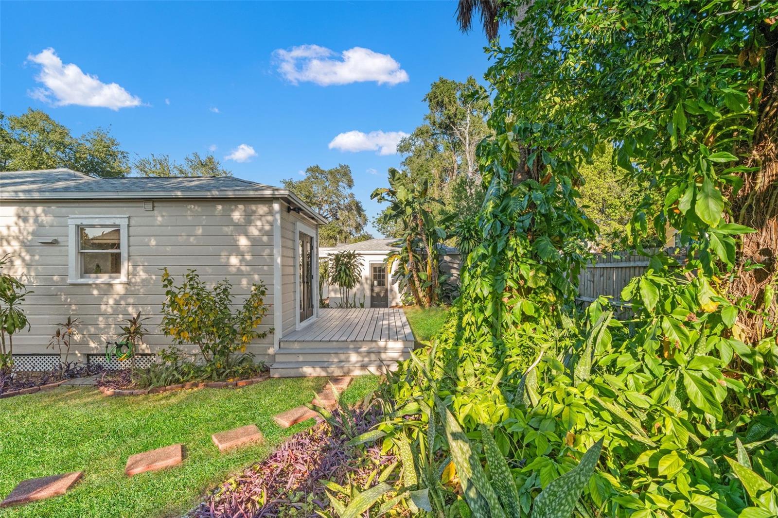 BUFFALO HEIGHTS - Residential