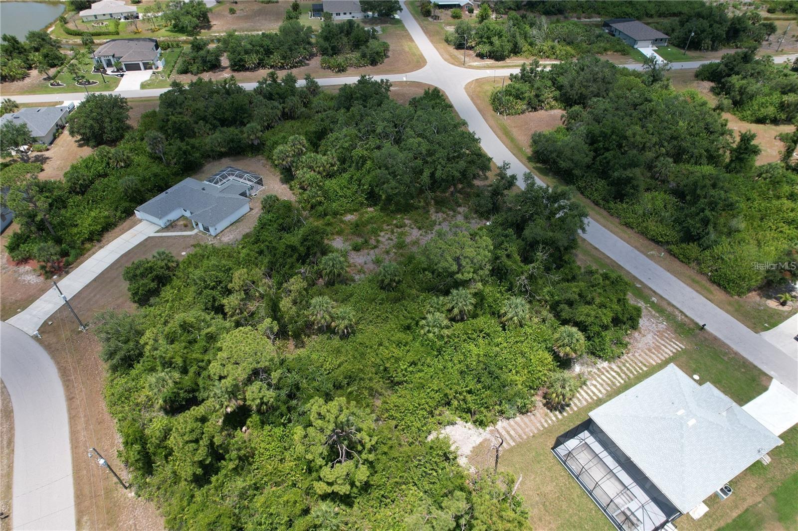 ROTONDA LAKES - Land